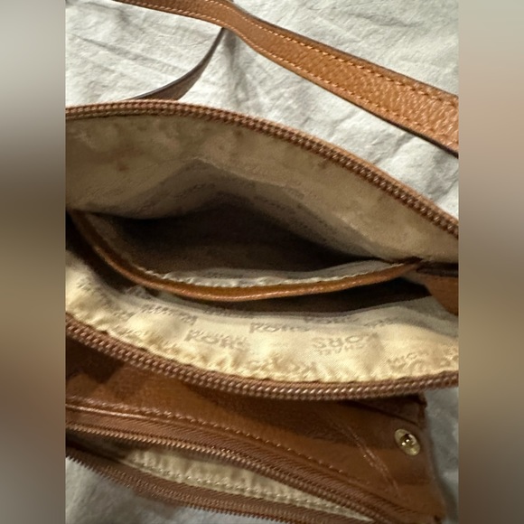 Michael Kors Crossbody - Picture 6 of 10